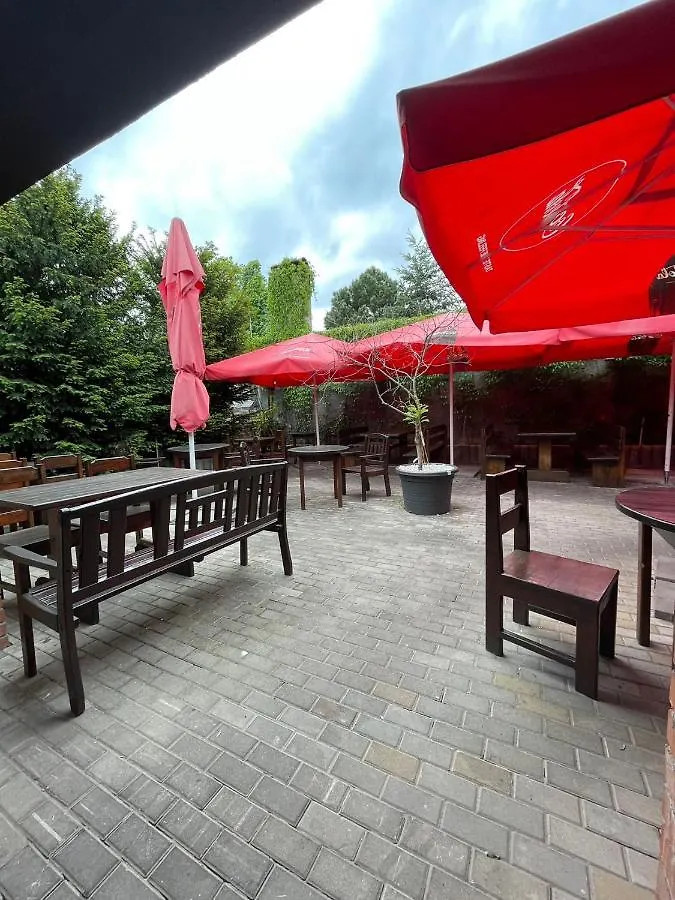 Sun-House Pension&Restaurant -Parkingfree- Praga Repubblica Ceca