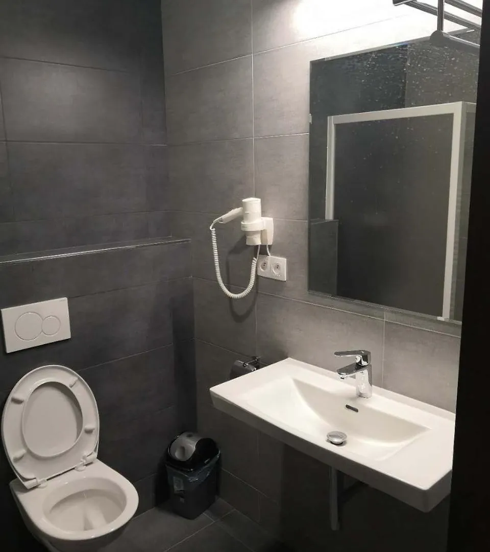 Sun-House Pension&Restaurant -Parkingfree- Praga 3*,  Repubblica Ceca