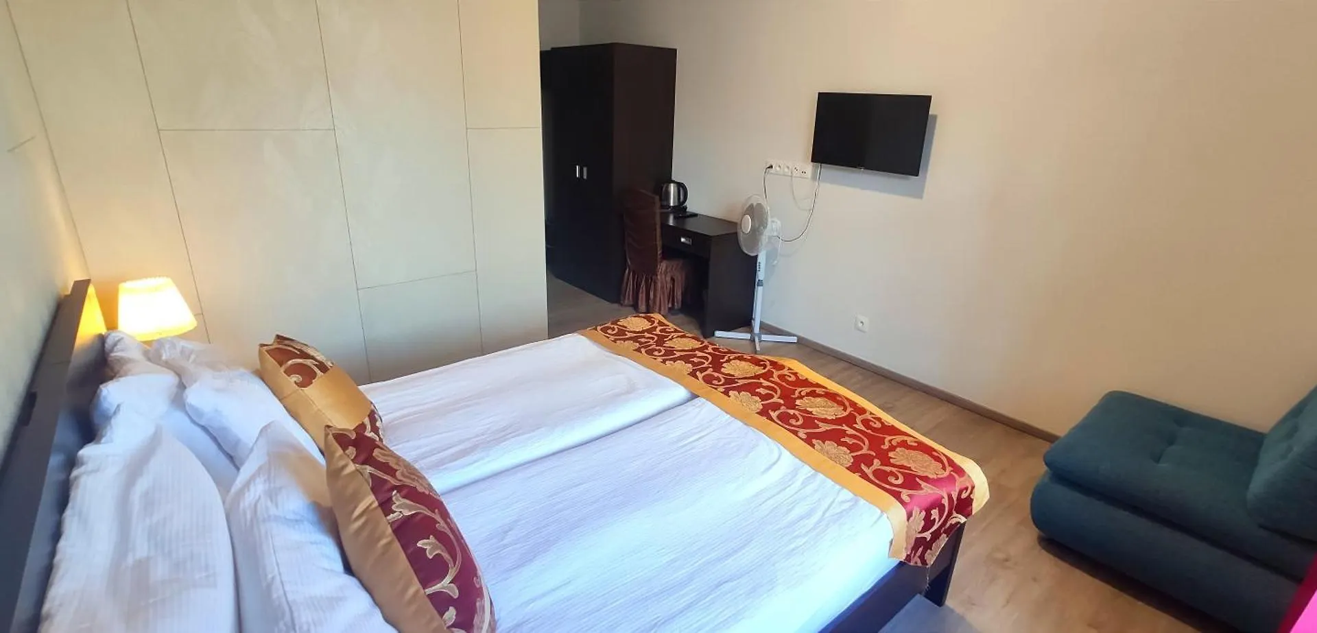 *** Hotel Sun-House Pension&Restaurant -Parkingfree- Prague Czech Republic