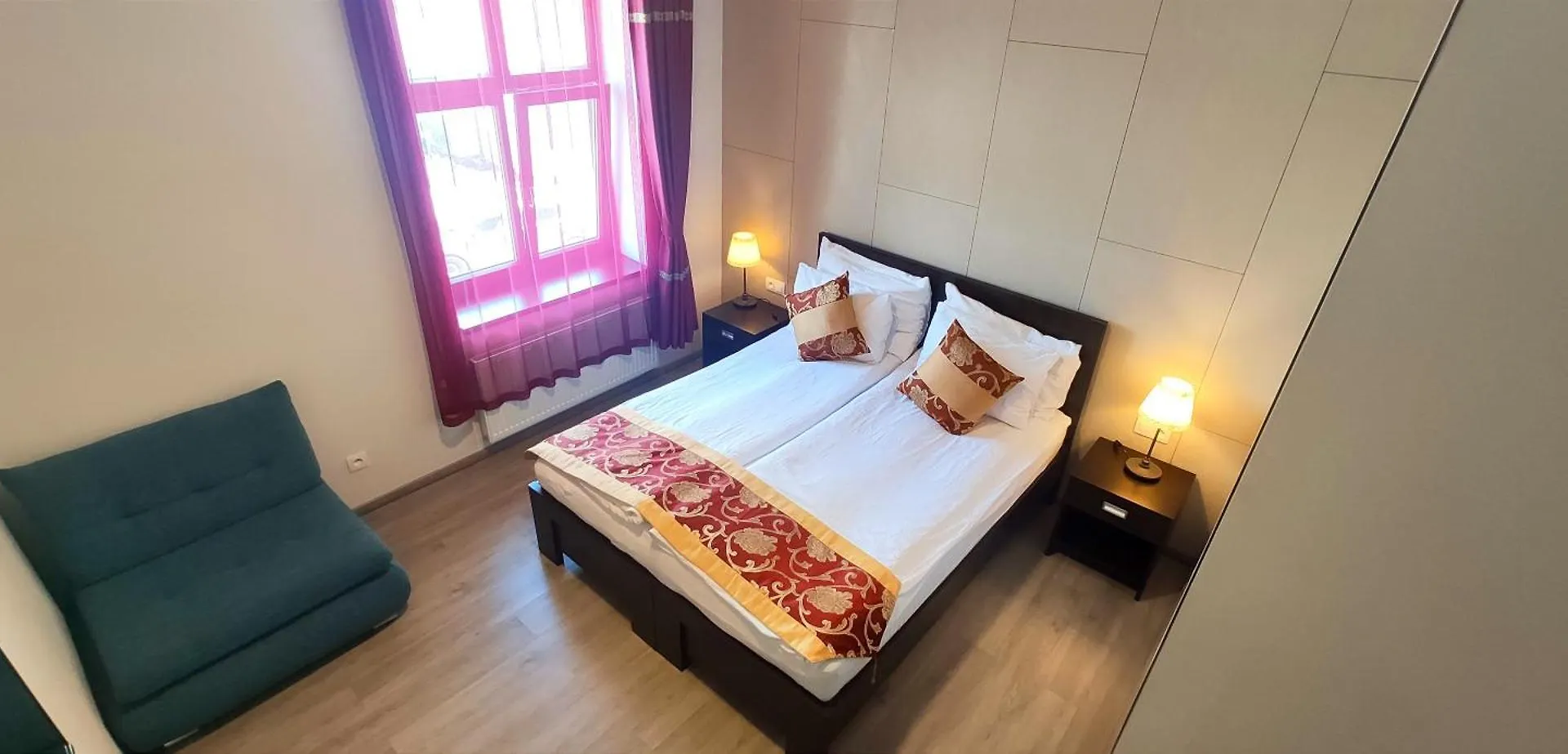*** Hotel Sun-House Pension&Restaurant -Parkingfree- Prague Czech Republic